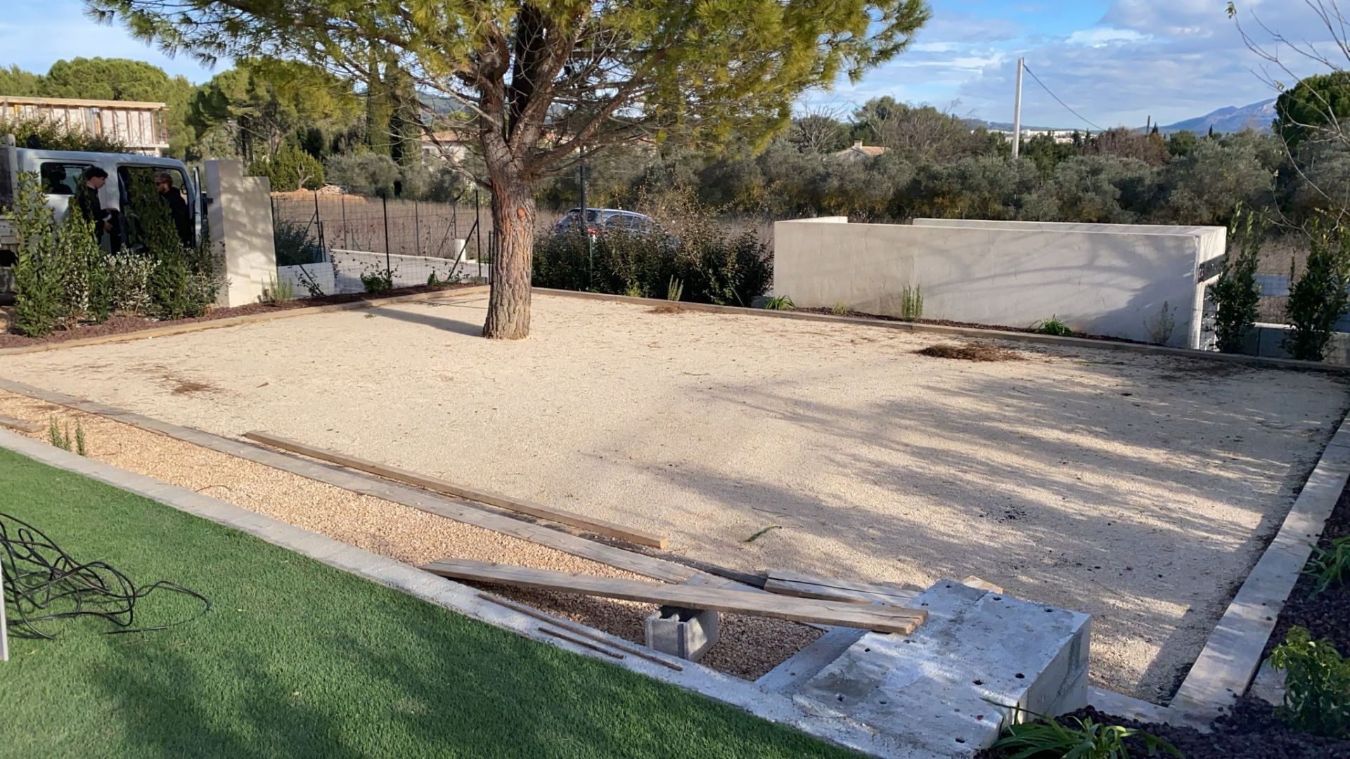 Construction de terrain de ptanque dans les Bouches-du-Rhne